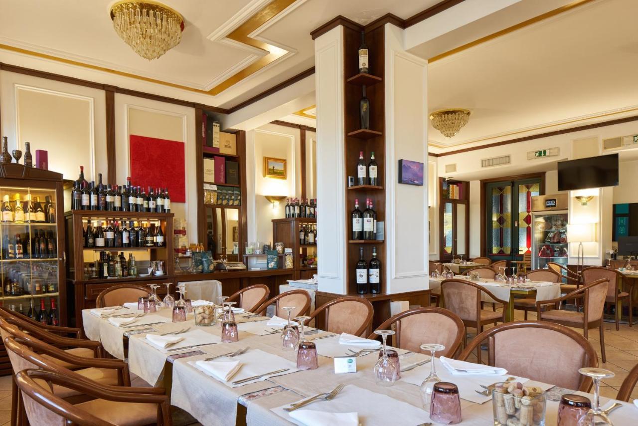 Hotel Civita أفيلينو المظهر الخارجي الصورة